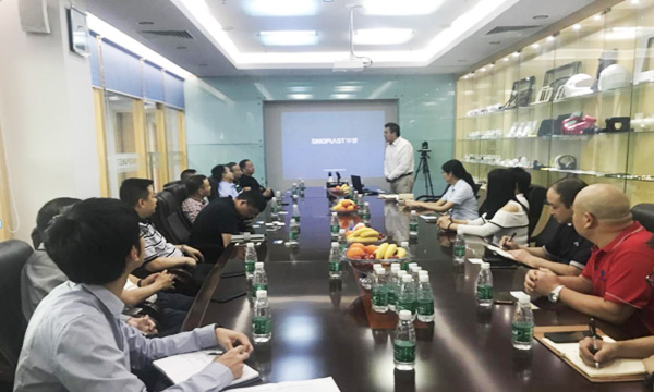 长安高协组团再访云顶集团，，，新质料专业委员会呼之欲出！